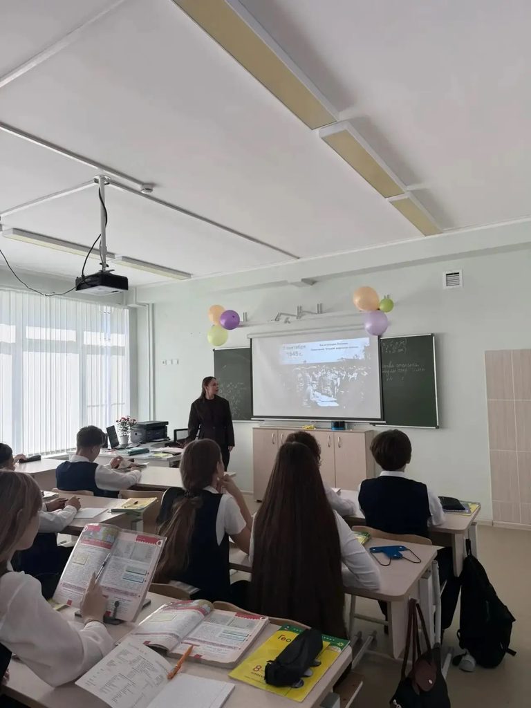 «Наше общее богатство»: в Лицее прошла лекция ко Дню языков народов России